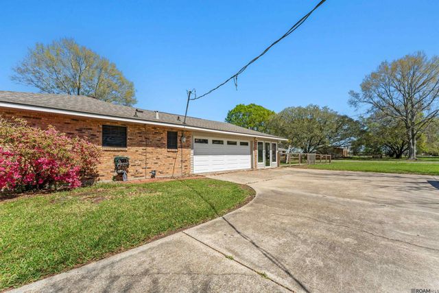 6314 Poydras Bayou Dr, Erwinville, LA 70729
