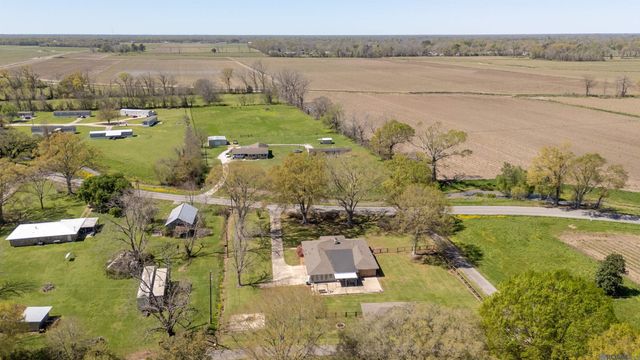 6314 Poydras Bayou Dr, Erwinville, LA 70729
