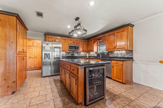 6314 Poydras Bayou Dr, Erwinville, LA 70729