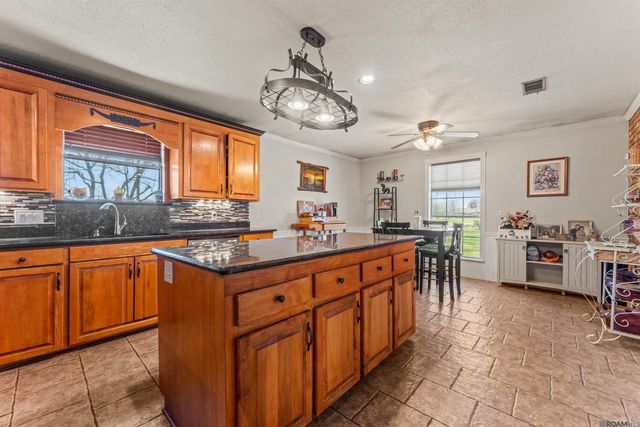 6314 Poydras Bayou Dr, Erwinville, LA 70729