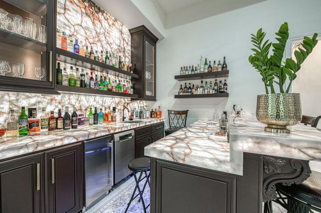 3729 E Queens Court, Clovis, CA 93619