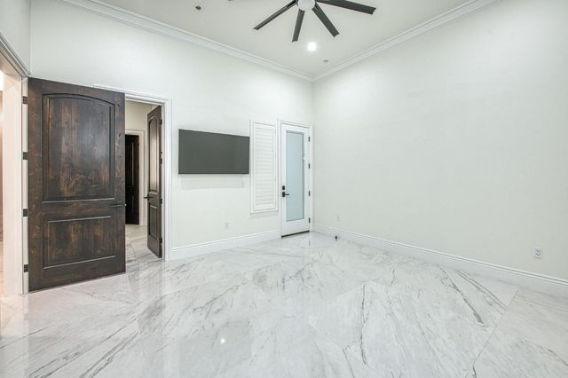 3729 E Queens Court, Clovis, CA 93619