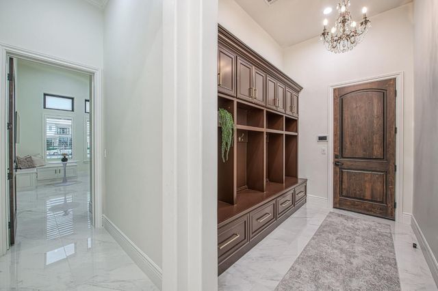 3729 E Queens Court, Clovis, CA 93619