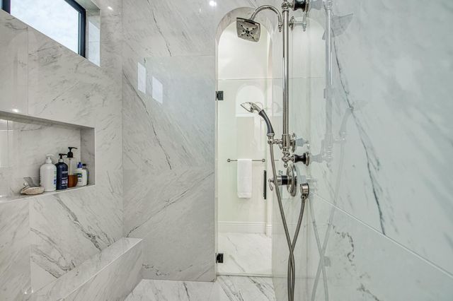 3729 E Queens Court, Clovis, CA 93619