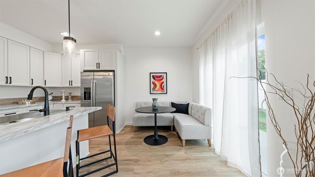 3541 W 6th Place, Kennewick, WA 99336