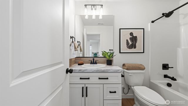 3541 W 6th Place, Kennewick, WA 99336