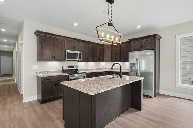 241 Franklin St, Pleasant View, TN 37146