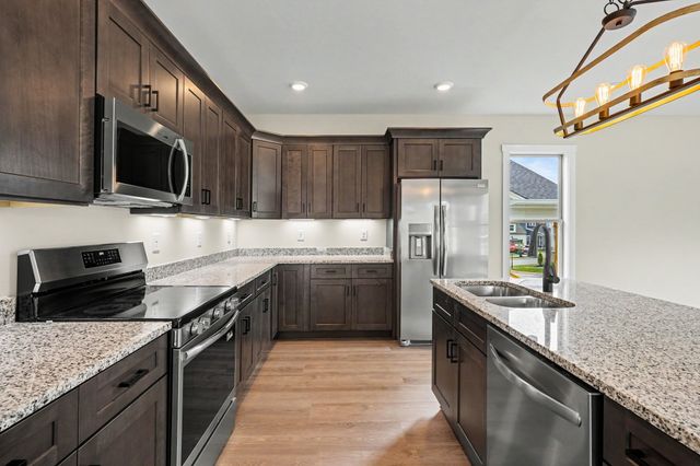 241 Franklin St, Pleasant View, TN 37146