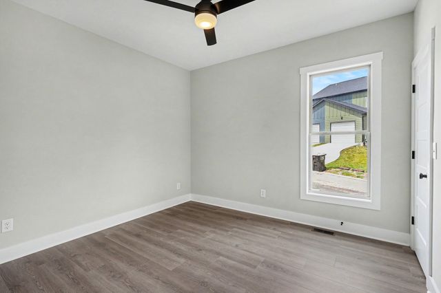 241 Franklin St, Pleasant View, TN 37146