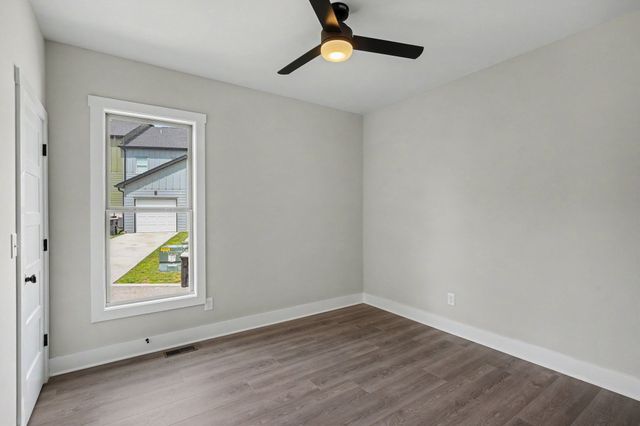241 Franklin St, Pleasant View, TN 37146