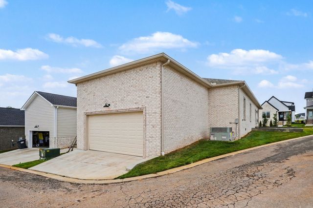 241 Franklin St, Pleasant View, TN 37146