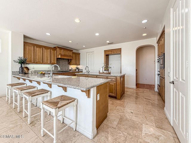 3401 Deep Waters Court, Simi Valley, CA 93065