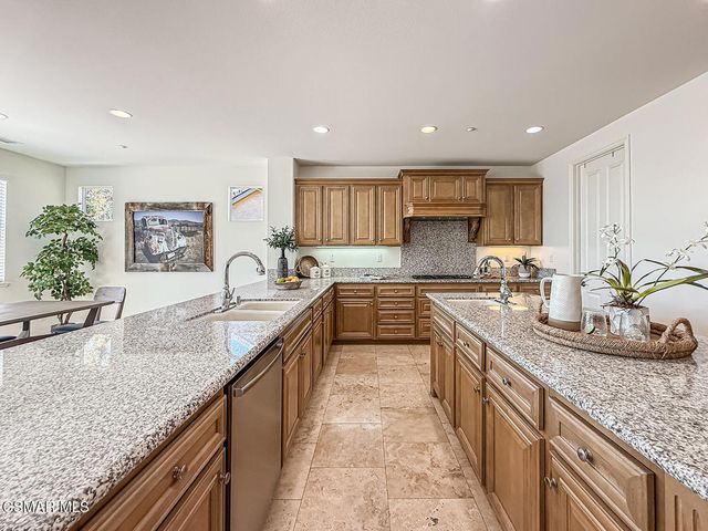 3401 Deep Waters Court, Simi Valley, CA 93065