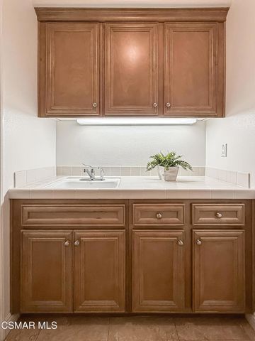 3401 Deep Waters Court, Simi Valley, CA 93065
