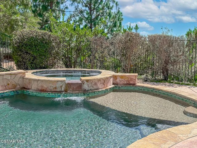 3401 Deep Waters Court, Simi Valley, CA 93065