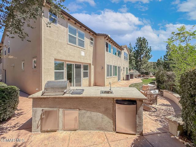 3401 Deep Waters Court, Simi Valley, CA 93065