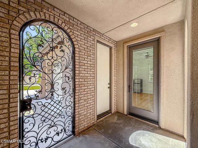 3401 Deep Waters Court, Simi Valley, CA 93065