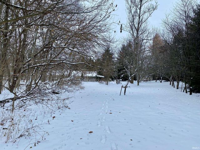 4262 E 850 N Road, Rome City, IN 46784