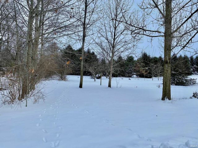 4262 E 850 N Road, Rome City, IN 46784