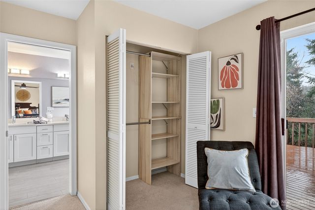 6730 NE 202nd Street, Kenmore, WA 98028