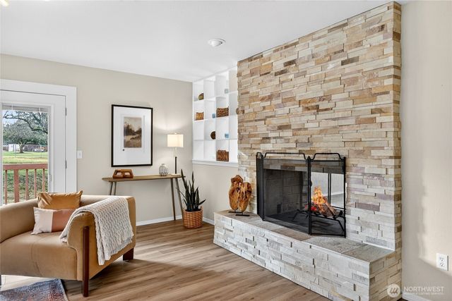 6730 NE 202nd Street, Kenmore, WA 98028