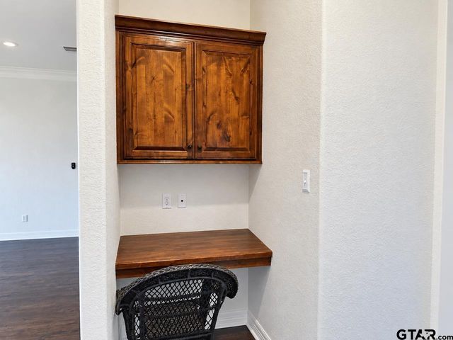 11840 COUNTY RD 167, Tyler, TX 75703