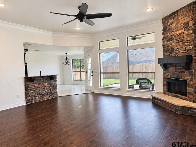 11840 COUNTY RD 167, Tyler, TX 75703