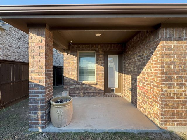 905 Berry Street, Celina, TX 75009