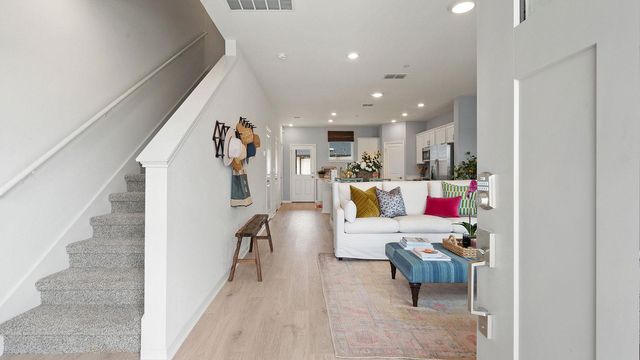 2530 Violet Theo LN, Round Rock, TX 78665