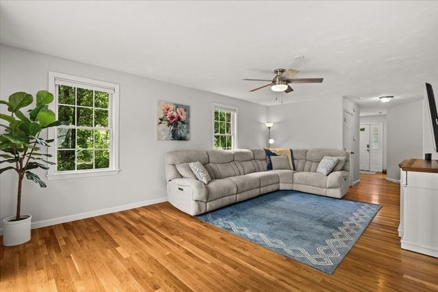 298 Reservoir Street, Norton, MA 02766