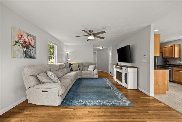 298 Reservoir Street, Norton, MA 02766