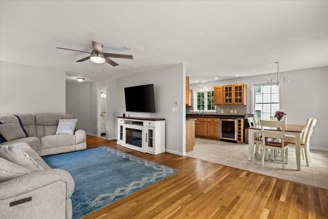 298 Reservoir Street, Norton, MA 02766