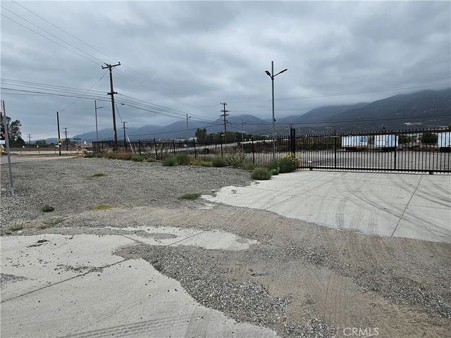 19838 Kendall, San Bernardino, CA 92407