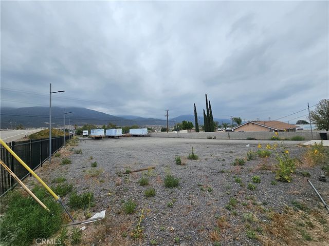 19838 Kendall, San Bernardino, CA 92407