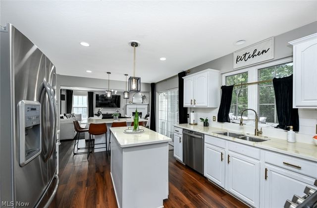 9108 Beechmont Court, Twinsburg, OH 44087