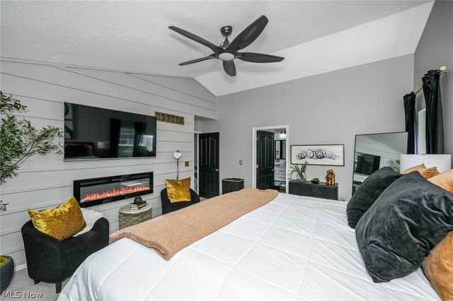 9108 Beechmont Court, Twinsburg, OH 44087