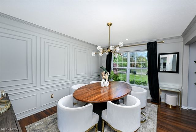9108 Beechmont Court, Twinsburg, OH 44087