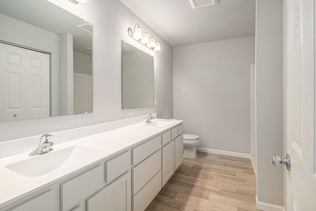 32 Karner Blue Court, Chesterton, IN 46304