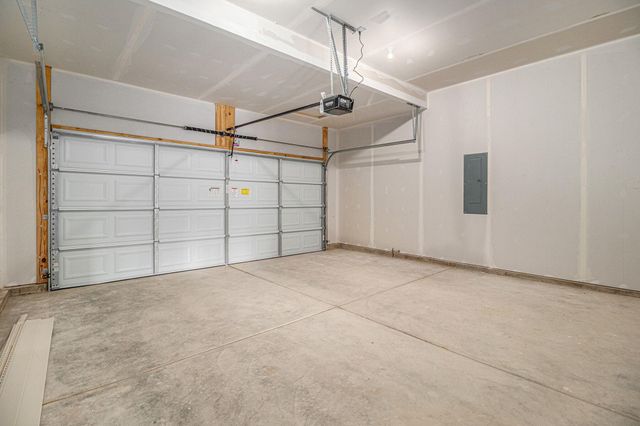 32 Karner Blue Court, Chesterton, IN 46304