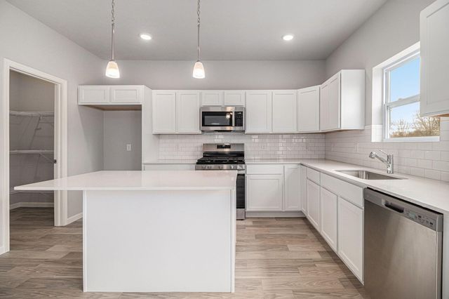 32 Karner Blue Court, Chesterton, IN 46304