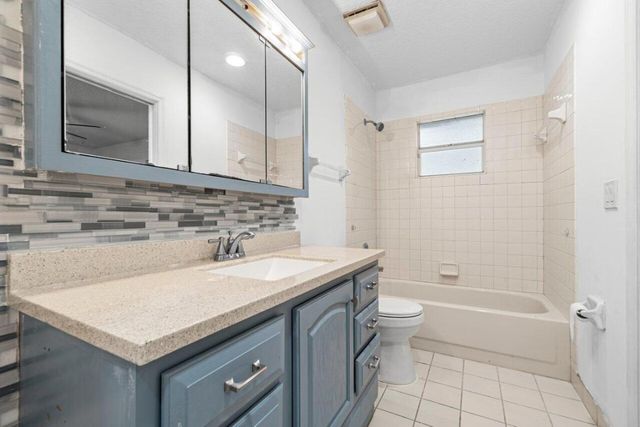 14729 95th Lane N, West Palm Beach, FL 33412