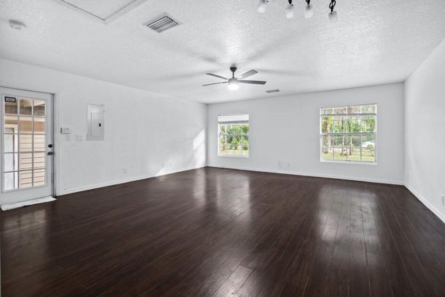 14729 95th Lane N, West Palm Beach, FL 33412