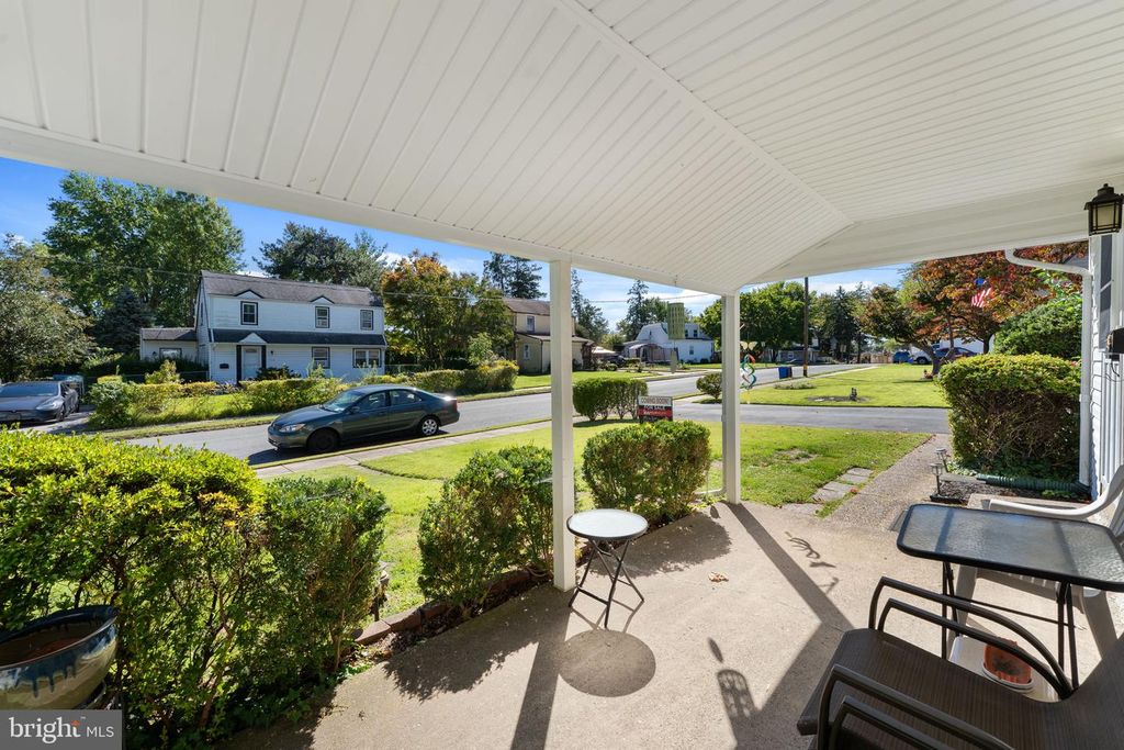 721 THORNDALE RD, ALDAN, PA 19018 — photo 4