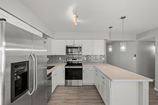 15237 N 21st Street, Phoenix, AZ 85022