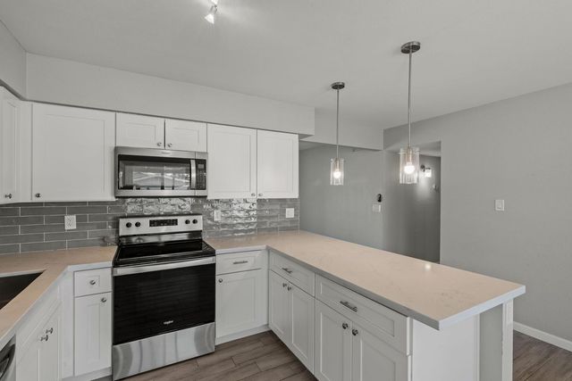 15237 N 21st Street, Phoenix, AZ 85022