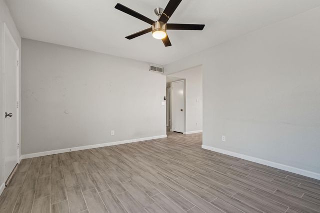 15237 N 21st Street, Phoenix, AZ 85022