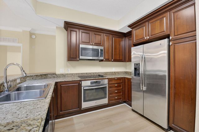 1690 Renaissance Commons Boulevard 1219, Boynton Beach, FL 33426