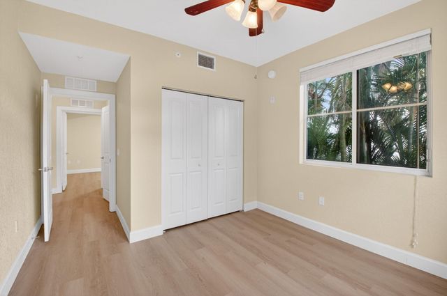 1690 Renaissance Commons Boulevard 1219, Boynton Beach, FL 33426