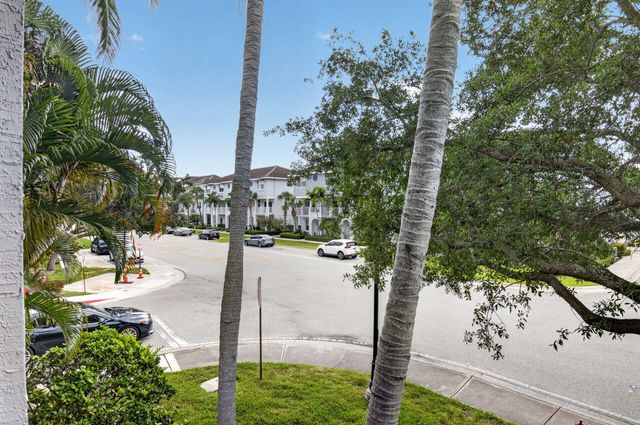 1690 Renaissance Commons Boulevard 1219, Boynton Beach, FL 33426
