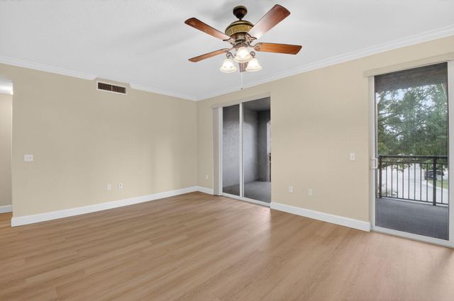 1690 Renaissance Commons Boulevard 1219, Boynton Beach, FL 33426